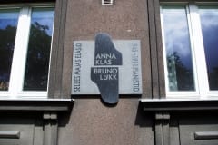 Mälestustahvel pianistidele A.KLAS`ile ja B.LUKK´ile 1996 graniit - Gonsiori 17, Tallinn, Eesti   <br />Memorial tablet for pianists A.Klas and B.Lukk 1996 granit - Gonsiori 17, Tallinn, Estonia