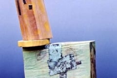 "NIMETU XIV" 1997 puu, liivapaber<br /> "NAMELESS XIV 1997 wood, sandpaper