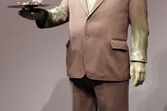 "JUTUVESTJA: TÕNU AAV " 2009 elusuuruses figuraalne kineetiline installatsioon: kips,mannekeen,poroloon,puit,LP plaat,plastik,mootor jm LP plaat käel liigub ning kostuvad T.Aava loetud Onu Remuse jutud   <br />"STORYTELLER: TÕNU AAV" 2009 lifesize, kinetic figurative installation: plaster,mannequin,wood,LP,plastic,engine etc LP disc on the hand is moving and you can hear the actor telling the stories of Uncle Remus